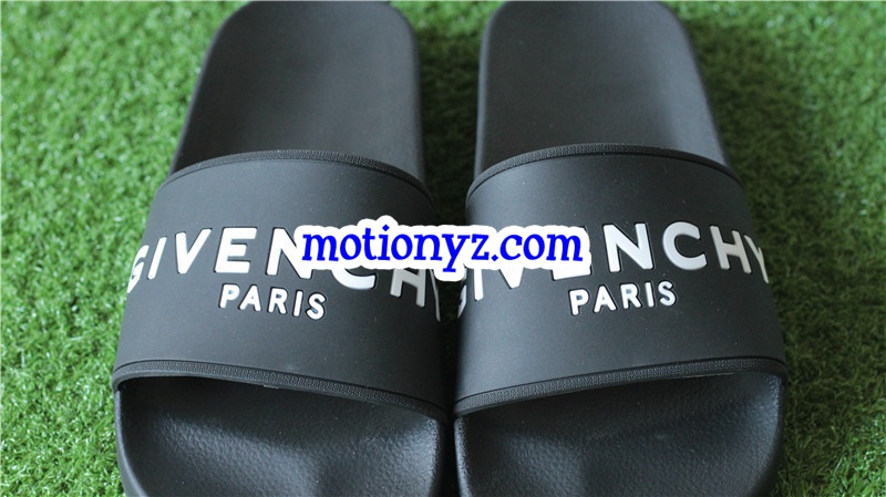 Givenchy Slide Black